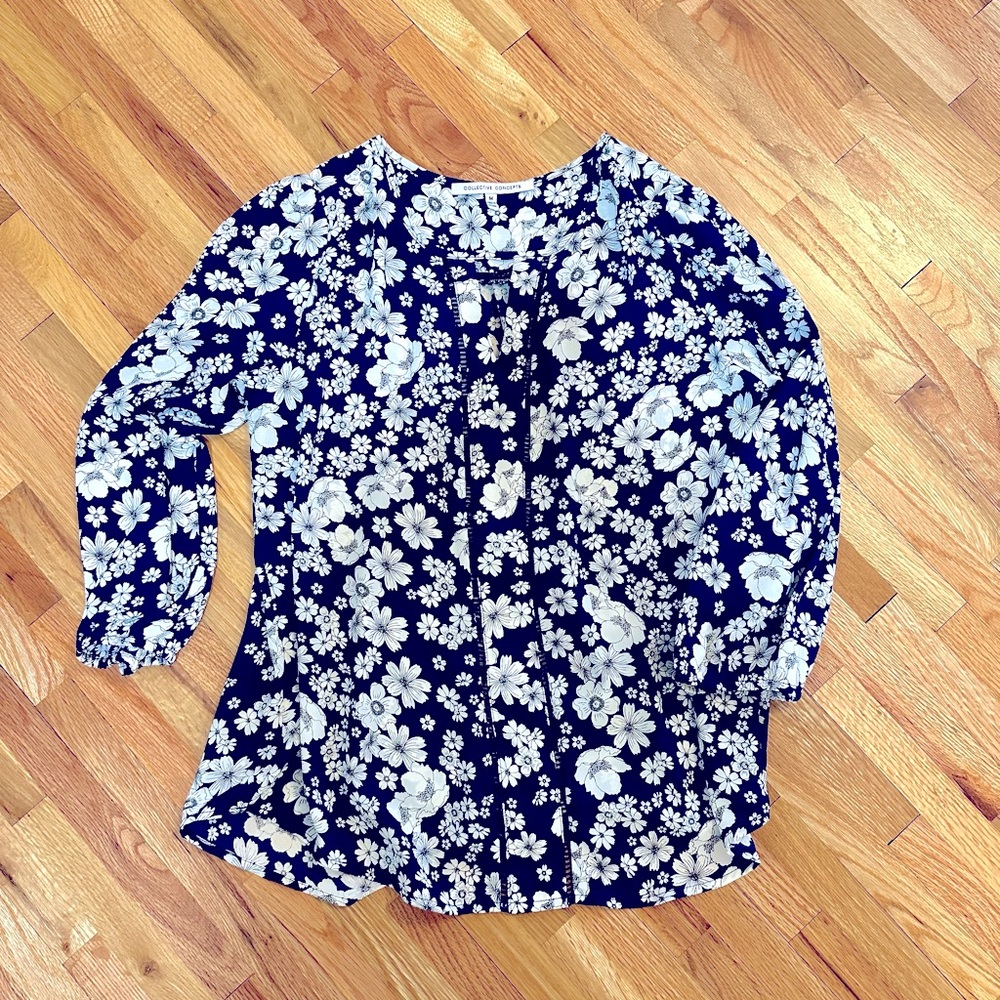 Collective Concepts Pullover Blouse